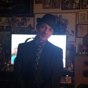 Meet your Posher, Ty